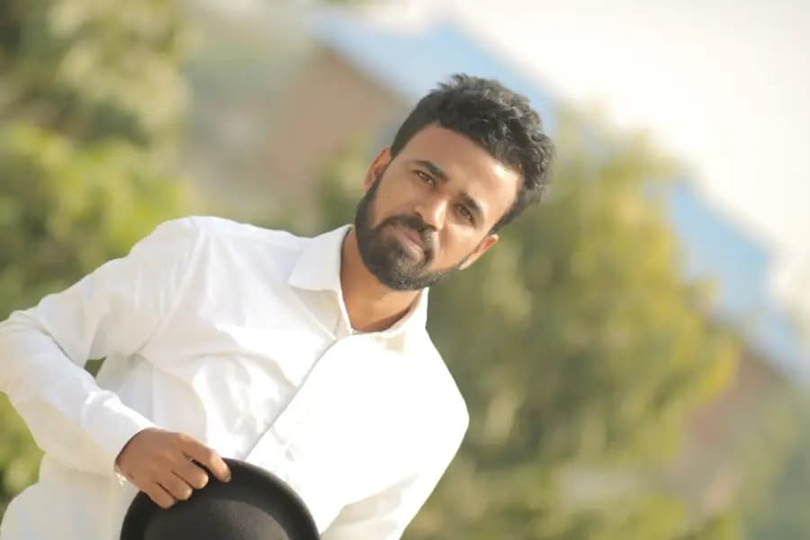Foot Arch Pain & Runner Shin Splints Treatment Bangalore How to treat foot arch pain and runner shin splints Bangalore — runner's tibia and medial arch anatomy with biomechanical gait retraining protocol from Pro Physiotherapy JP Nagar sports physiotherapy