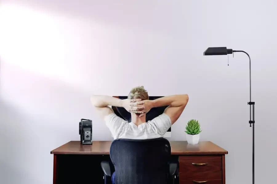 Tech neck computer posture physiotherapy Bengaluru — IT professional with forward-head posture and rounded shoulders corrected in a 4-week Mazumdar posture-reset protocol at Pro Physiotherapy JP Nagar